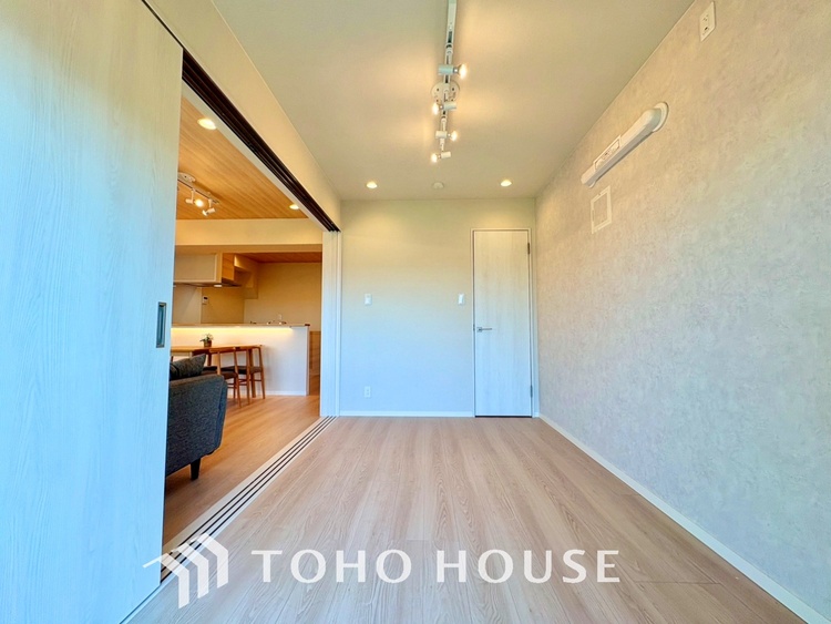 内装 【LIVING】◆simple is best◆無駄のない綺麗なつくりのリビングルームであなただけの暮らしを。