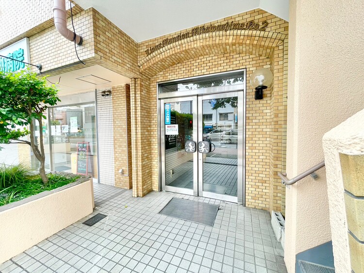 エントランス エントランスは、毎日の行き帰りで使う大事な空間です。