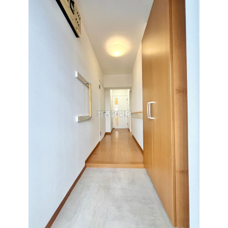 玄関 令和7年9月21日撮影