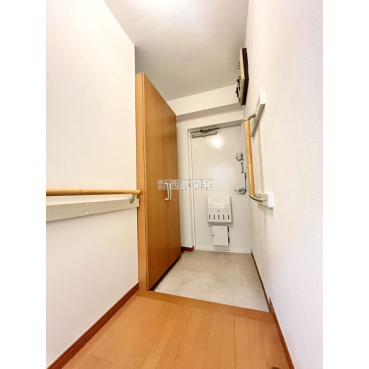 玄関 令和7年9月21日撮影