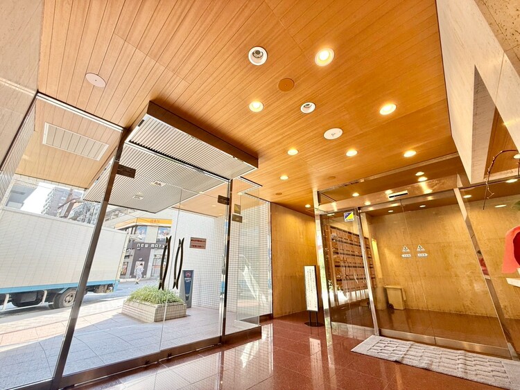 その他 館内は静寂な中が保たれており、管理が行き届いている印象を受けました。