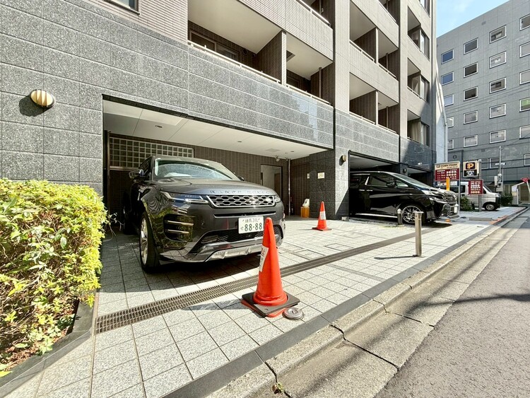 その他 駐車スペースが嬉しいですね。※空き状況は都度ご確認下さい。