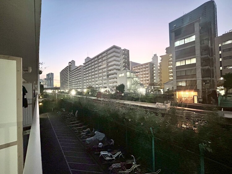 その他 眺望や窓からの景色が良いと、家で過ごす時間も快適です。