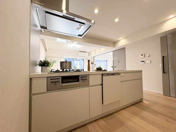 その他 使いやすくスタイリッシュなキッチン空間になっております。