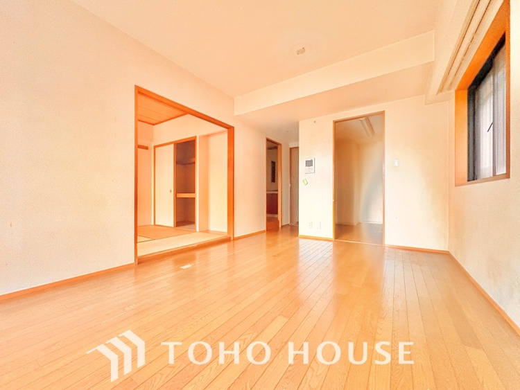 内装 叶えたかったのは落ち着きのあるナチュラルな風合い、そして開放感があるリビング。