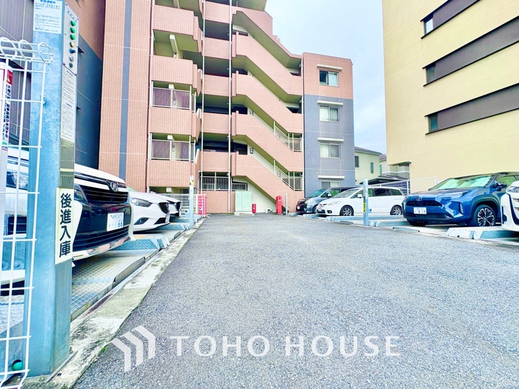 その他 ほんの少しのこだわり。ちょっとした色使いがその家がもつ雰囲気、趣（おもむき）を携え、暮らす家族や訪ねてくる友人・知人に新鮮な香りを運んできます。