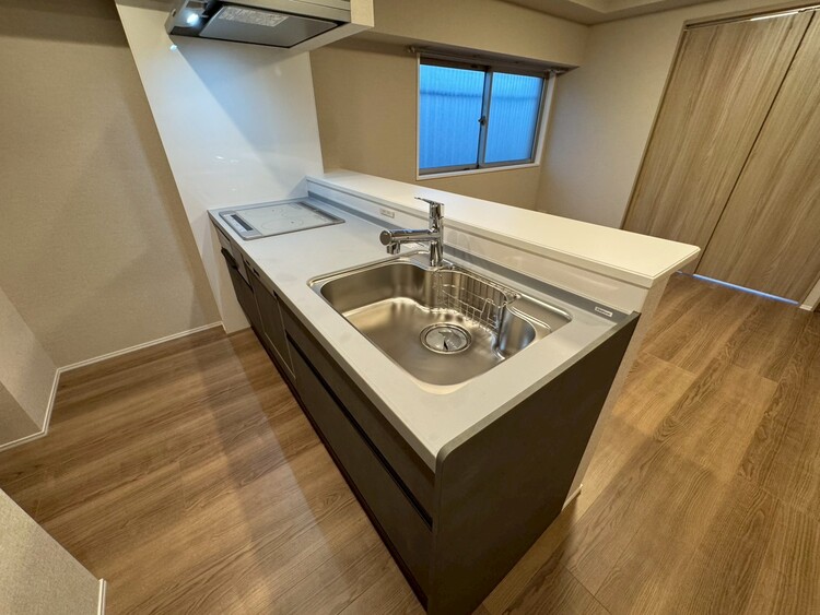 キッチン 使いやすくスタイリッシュなキッチン空間になっております。