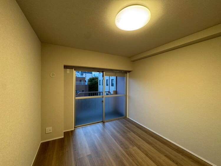 子供部屋 清かで艶やかな時間をもたらしてくれる室内です。