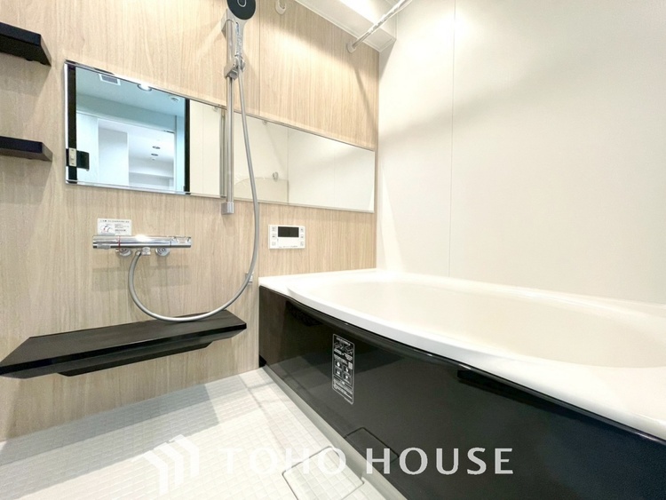 風呂 【BATHROOM】◆プライベートな空間◆simpleだからrelaxできるんです。こころもからだもキレイさっぱり。