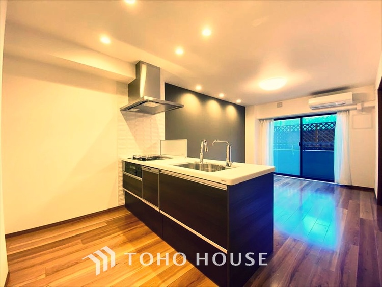 内装 【LIVING】◆simple is best◆無駄のない綺麗なつくりのリビングルームであなただけの暮らしを。