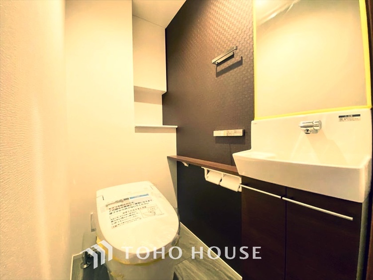 トイレ 【TOILET】◆快適◆な生活に不可欠。節水型の高性能トイレを新設。