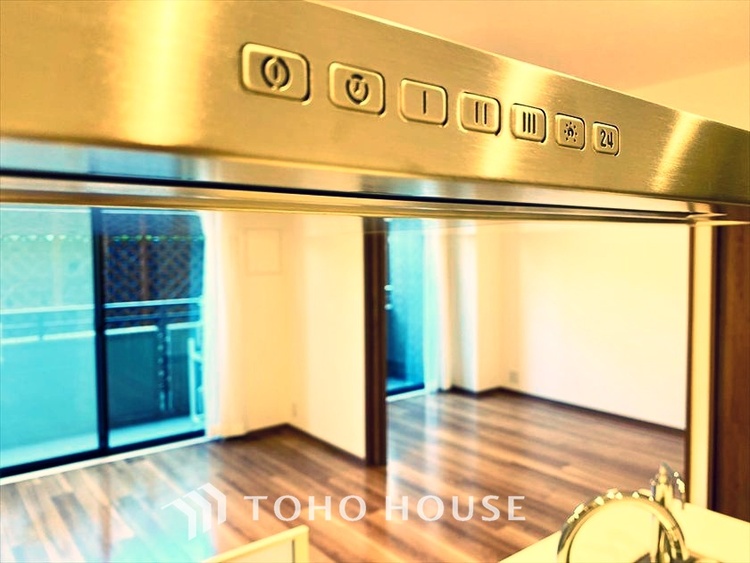 その他 【KITCHEN】◆開放的◆後片付けが楽なシステムキッチン。収納スペースの充実！