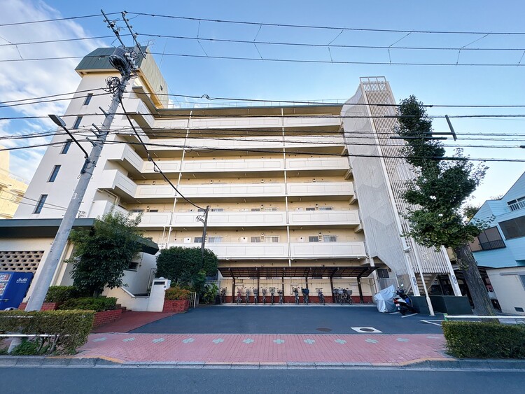 外観 資料には掲載していない情報が、現地にはたくさんあります。是非一度、現地をご確認ください。