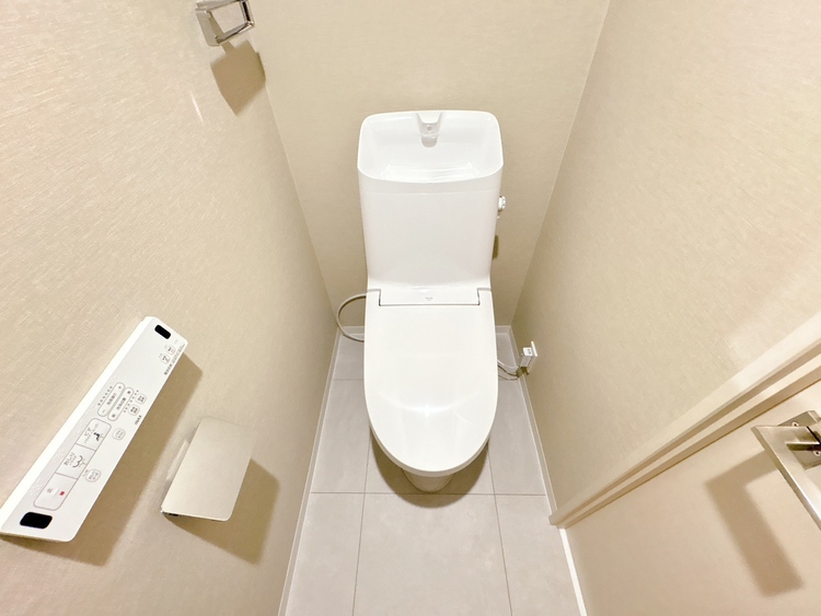 トイレ 暮らしの中のさりげないひとときの快適さにも、こだわりを、持って設備を配しております。