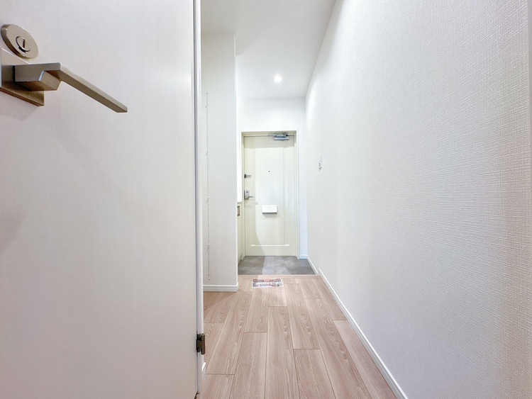 玄関 シューズボックスを完備した玄関です。