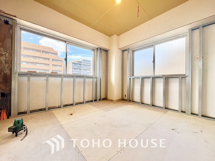 内装 寝室は一日の疲れを癒す大切な空間。快適で落ち着けるおすすめの間取りです。