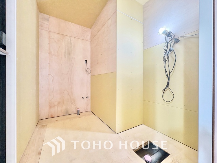 洗面 清潔感あふれる洗面化粧台で、毎日の身支度を快適にサポートします。