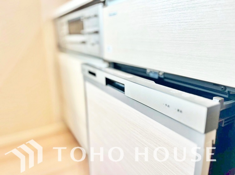 キッチン ◆食洗機◆お子様の面倒を見れる時間が増え時短になります。加えて手荒れも防げてしかも節水が高い為、大変人気があり重宝します。