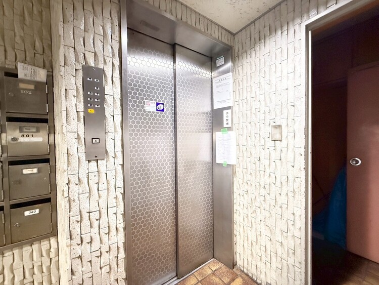 その他 エレベーター完備のため荷物が多くなっても安心。