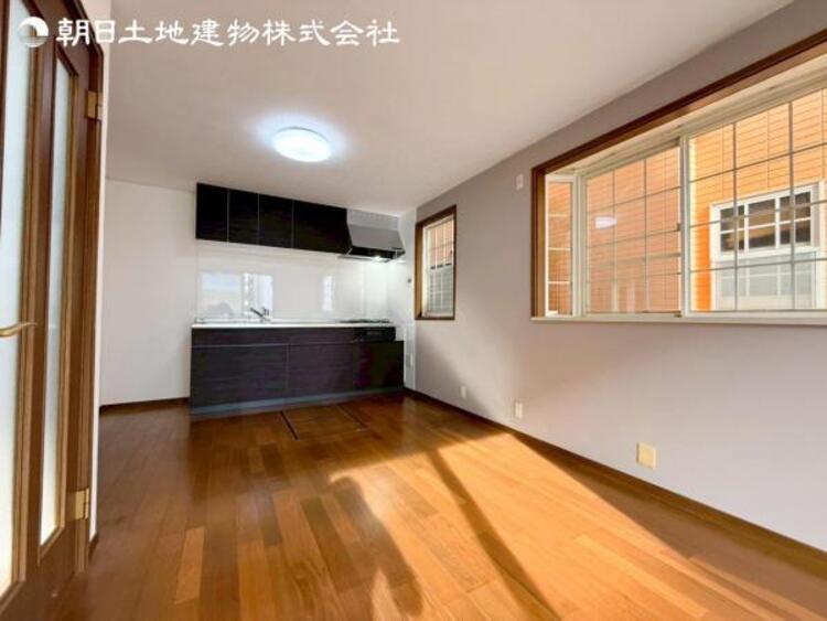 キッチン すぐの見学や資料請求などお気軽にお問い合わせお待ちしております