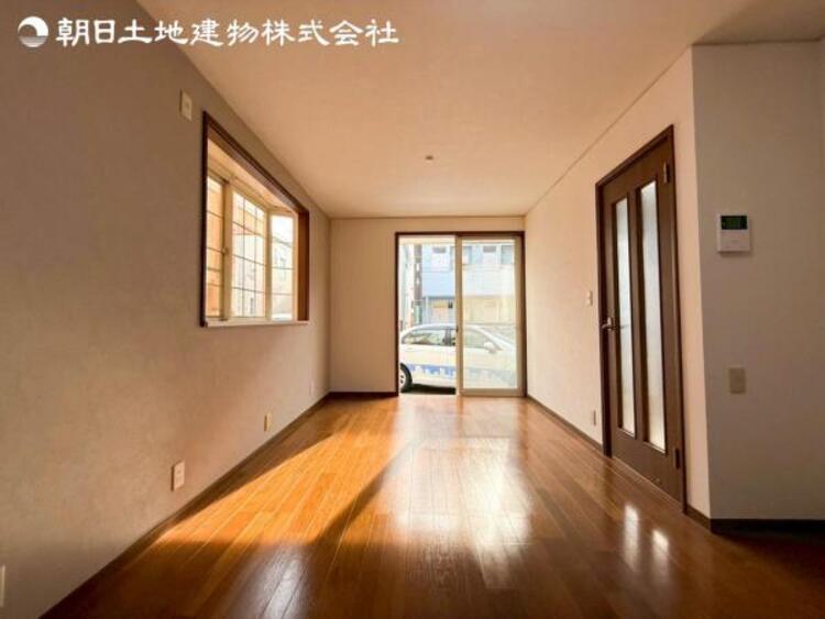 キッチン すぐの見学や資料請求などお気軽にお問い合わせお待ちしております