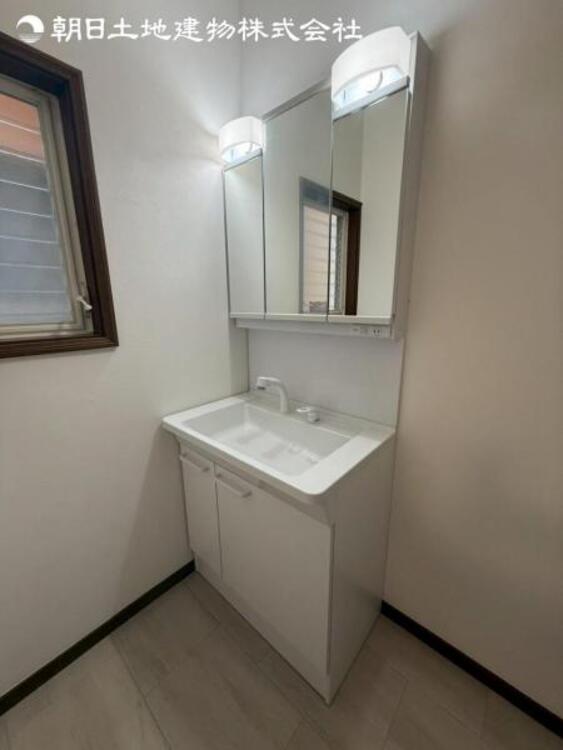 洗面 すぐの見学や資料請求などお気軽にお問い合わせお待ちしております