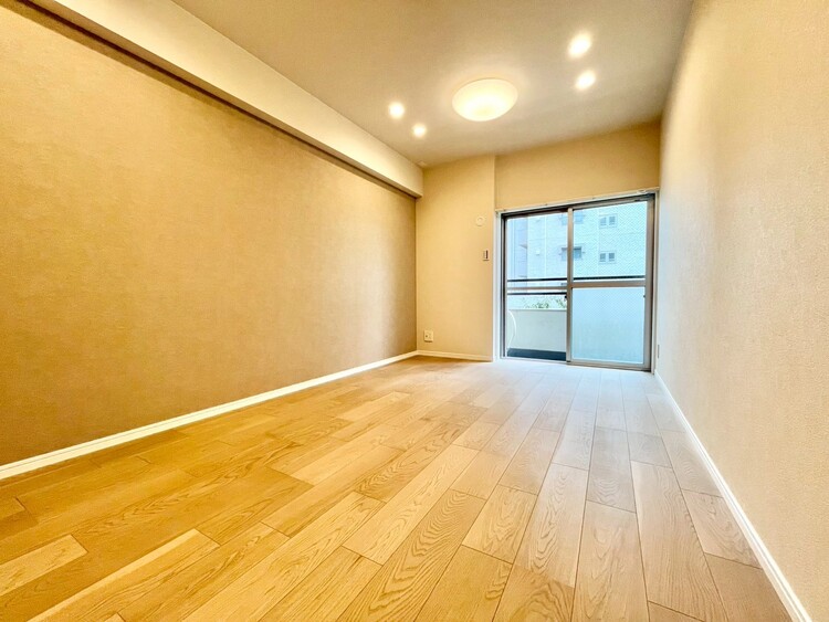 居間 快適に過ごす毎日を求めて、暮らしの中でご自身の「マイホーム」に創り上げてください。