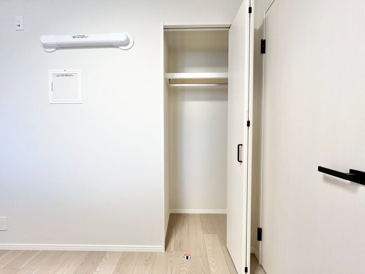 収納 居室にはクローゼットがあり、荷物もスッキリ収納して快適にお過ごしいただけます。