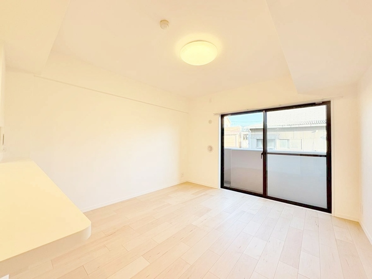 居間 豊かな居住性と、安心感を満たすクオリティが見事に調和した住空間。