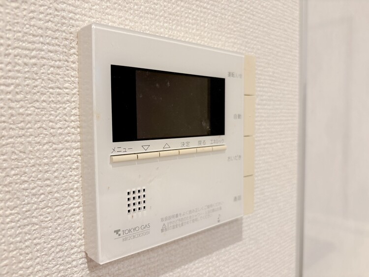 設備 見やすい画面で操作しやすい給湯パネルです。