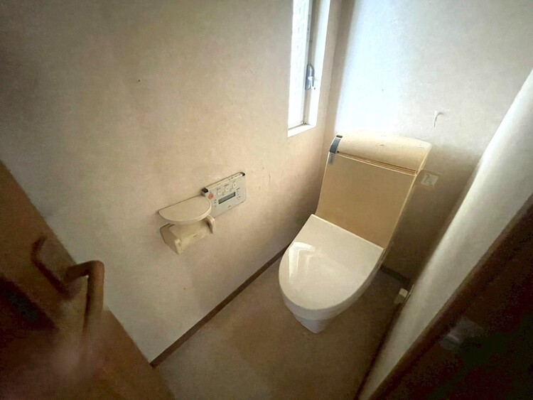 トイレ 暮らしの中のさりげないひとときの快適さにも、こだわりを、持って設備を配しております。