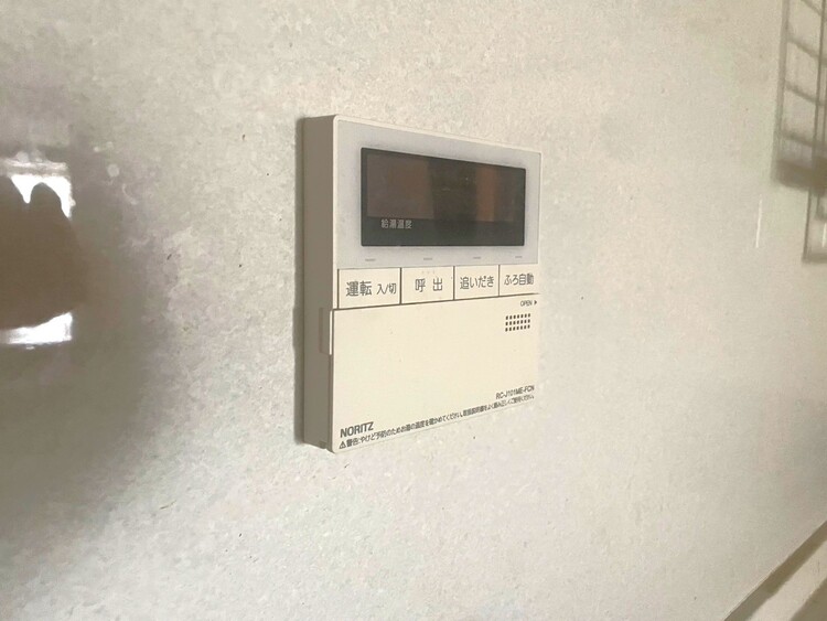 設備 見やすい画面で操作しやすい給湯パネルです。