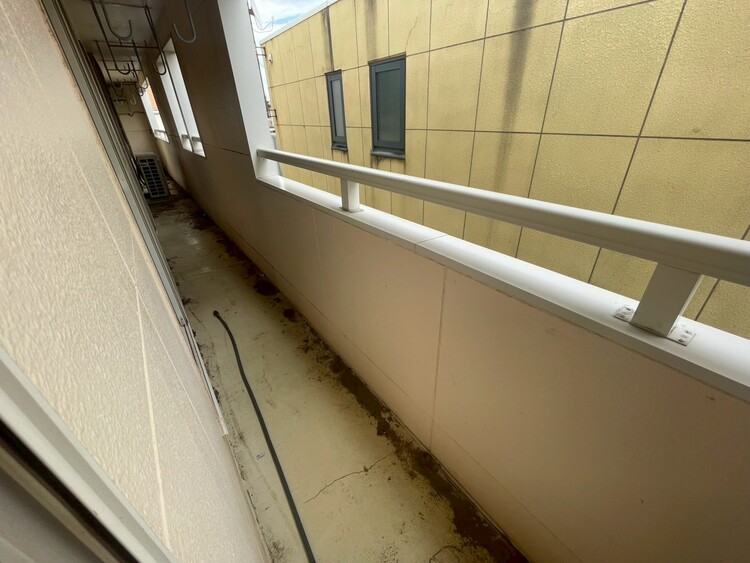 バルコニー 暮らしの中で、光と風を演出してくれるバルコニー。