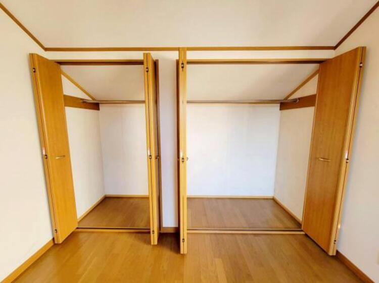 収納 各居室に収納スペースがあるので整理整頓がしやすく、住空間を広々とお使いいただけます