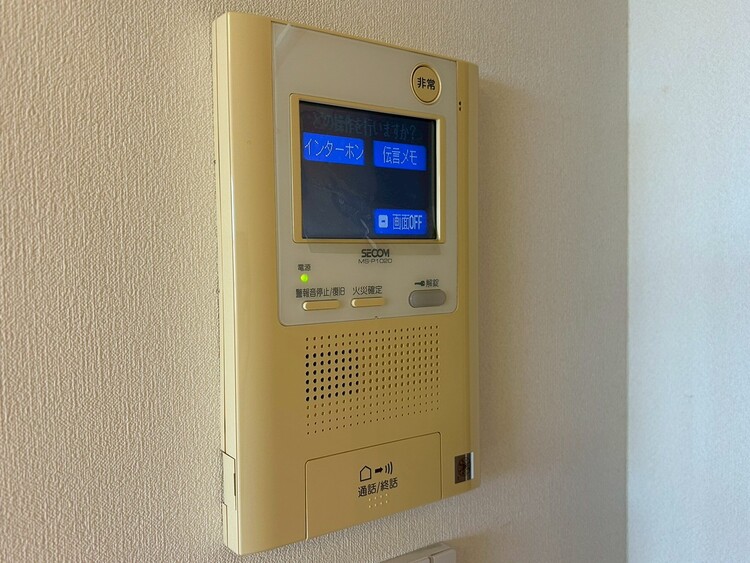 その他 誰が来てもわかる様にモニター付きインターホンを設置。