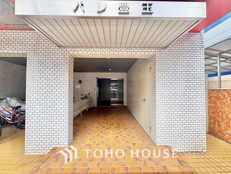 バルコニー 【the view of the sunlight】日差しと景色を取り入れつつ、プライベートな空間を演出するバルコニー