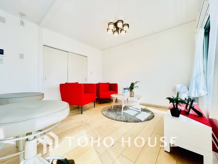 内装 ゆったりとくつろげる上質なリビングダイニング