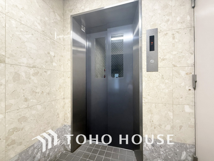 その他 エレベーター