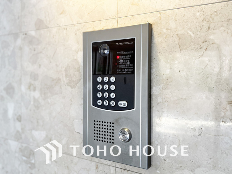 エントランス エントランスはオートロック完備で安心のセキュリティ性