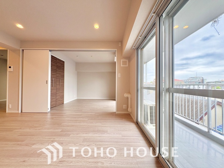 内装 家族みんなの笑顔が、笑い声が絶えない幸せいっぱいのこの場所で新たな生活が始まる。