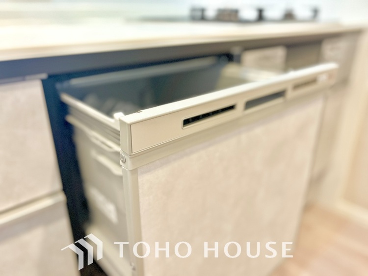 キッチン お子様の面倒を見れる時間が増え時短になります。加えて手荒れも防げてしかも節水が高い為、大変人気があり重宝します。