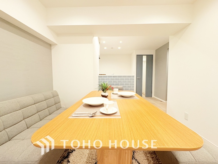 内装 【LIVING】◆家族◆愛する家族を一目で見渡せる。家族が集う空間。永遠に続く幸せな毎日を、ここで。