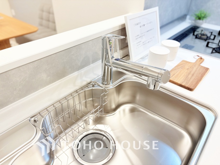 キッチン 【KITCHEN】◆家族のおはよう◆の声を笑顔で迎えてあげられるシステムキッチン。朝ごはんが楽しみでちょっと早起きしたくなるんです。