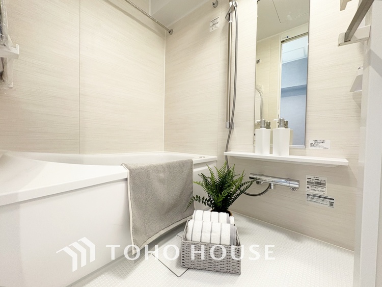 風呂 【BATHROOM】◆プライベートな空間◆simpleだからrelaxできるんです。こころもからだもキレイさっぱり。