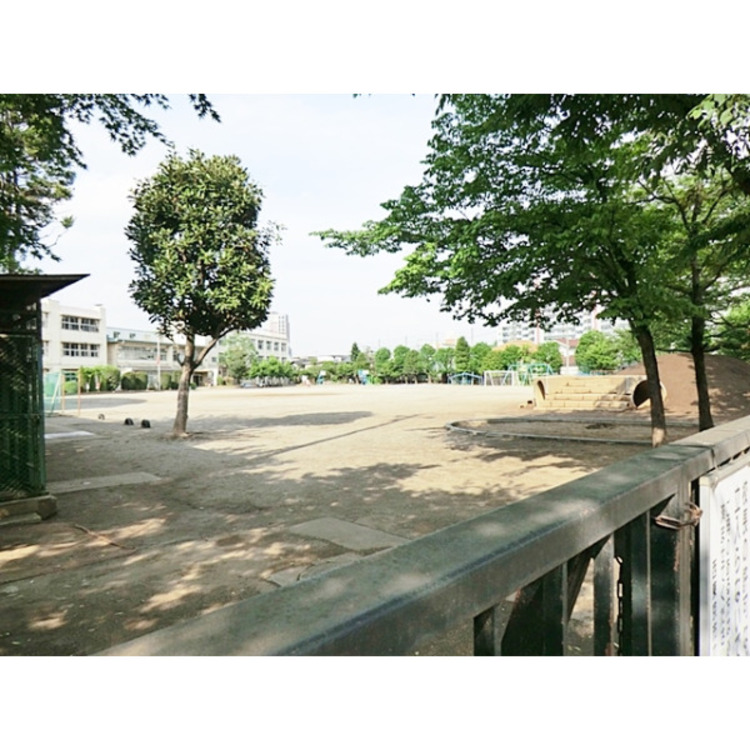 周辺 西東京市立中原小学校(約350m)