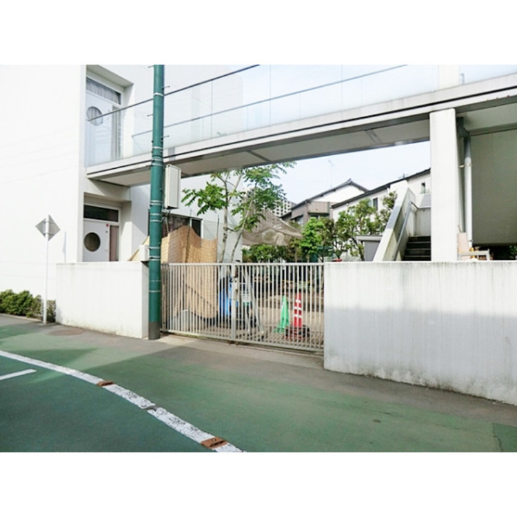 周辺 西東京みどり保育園(約230m)