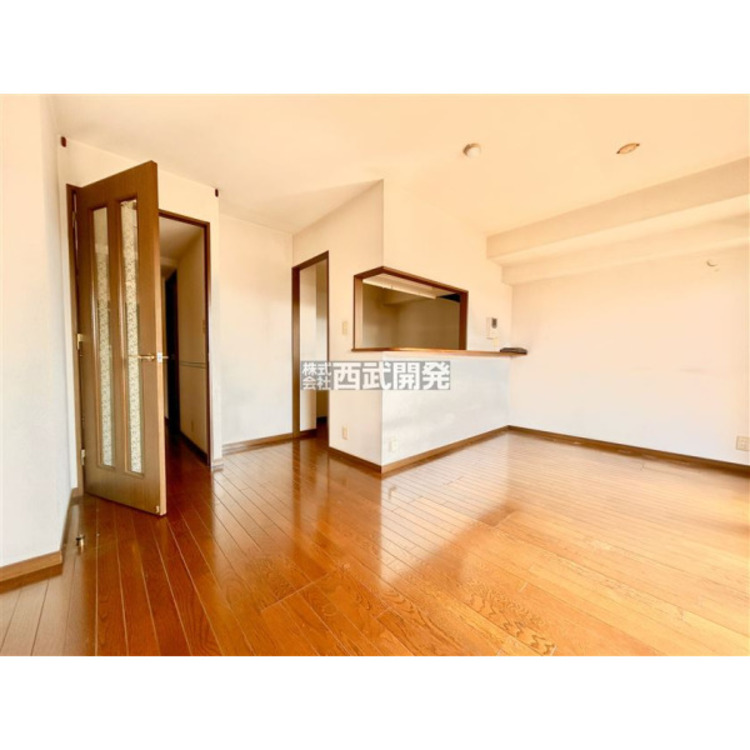 居間 リフォーム前