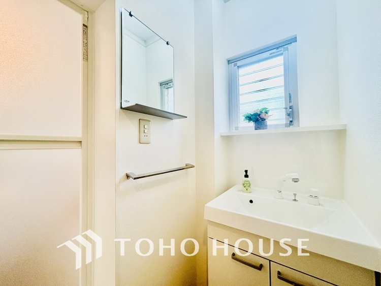 洗面 清潔感のある洗面室