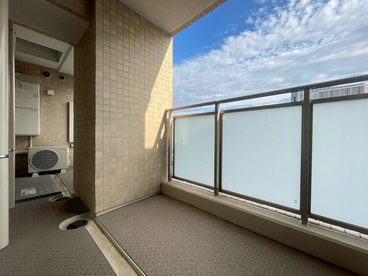 その他 朝の澄んだ空気や、夕方に吹く清々しい風を感じられるバルコニー。