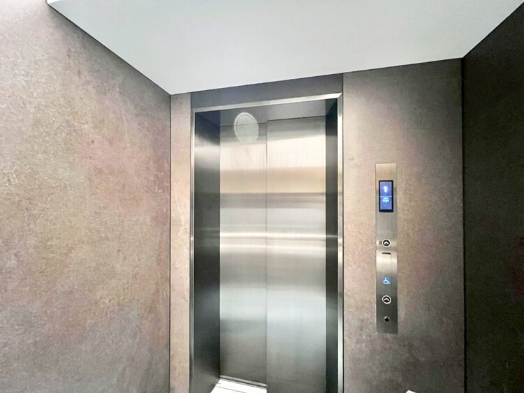 その他 エレベーター完備のため荷物が多くなっても安心。